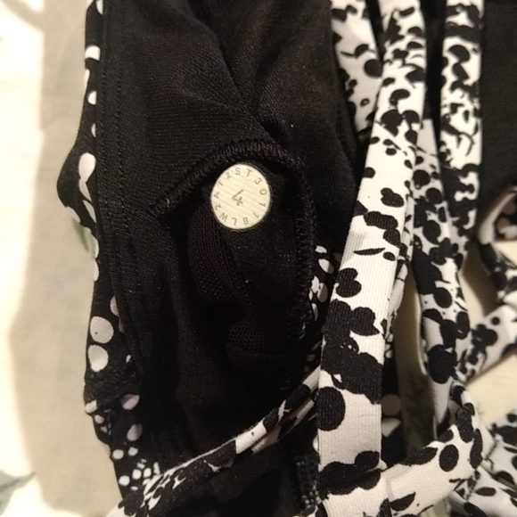 NWOT Lululemon Slide With Me Bra - Picture 8 of 8